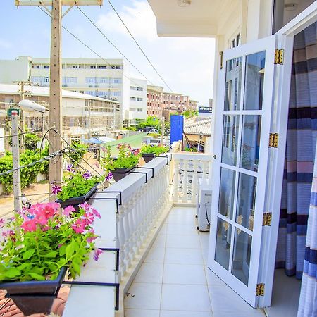 Hotel Ruki Sea Reach Kudapaduwa Zewnętrze zdjęcie