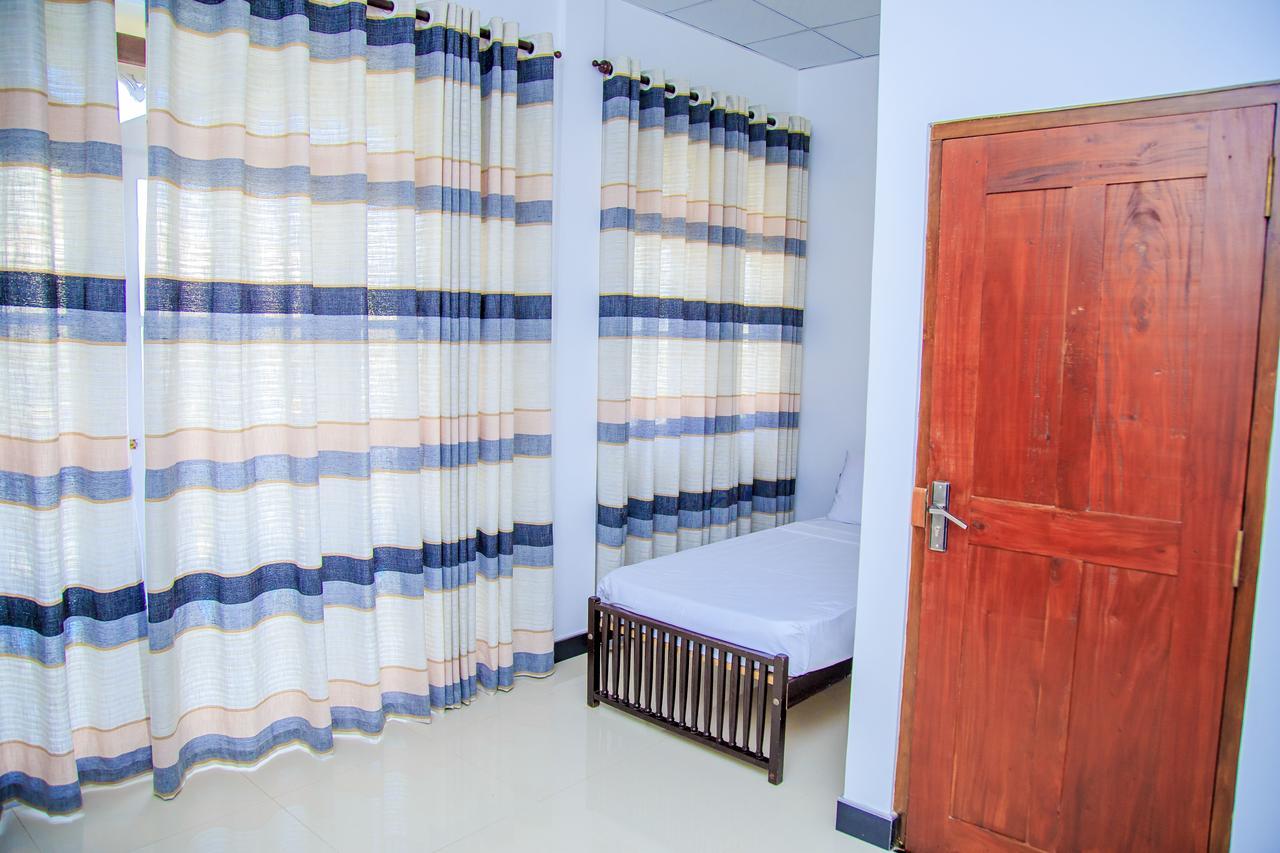 Hotel Ruki Sea Reach Kudapaduwa Zewnętrze zdjęcie