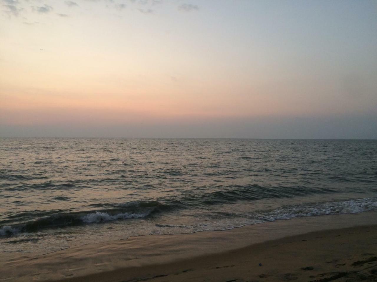Hotel Ruki Sea Reach Kudapaduwa Zewnętrze zdjęcie